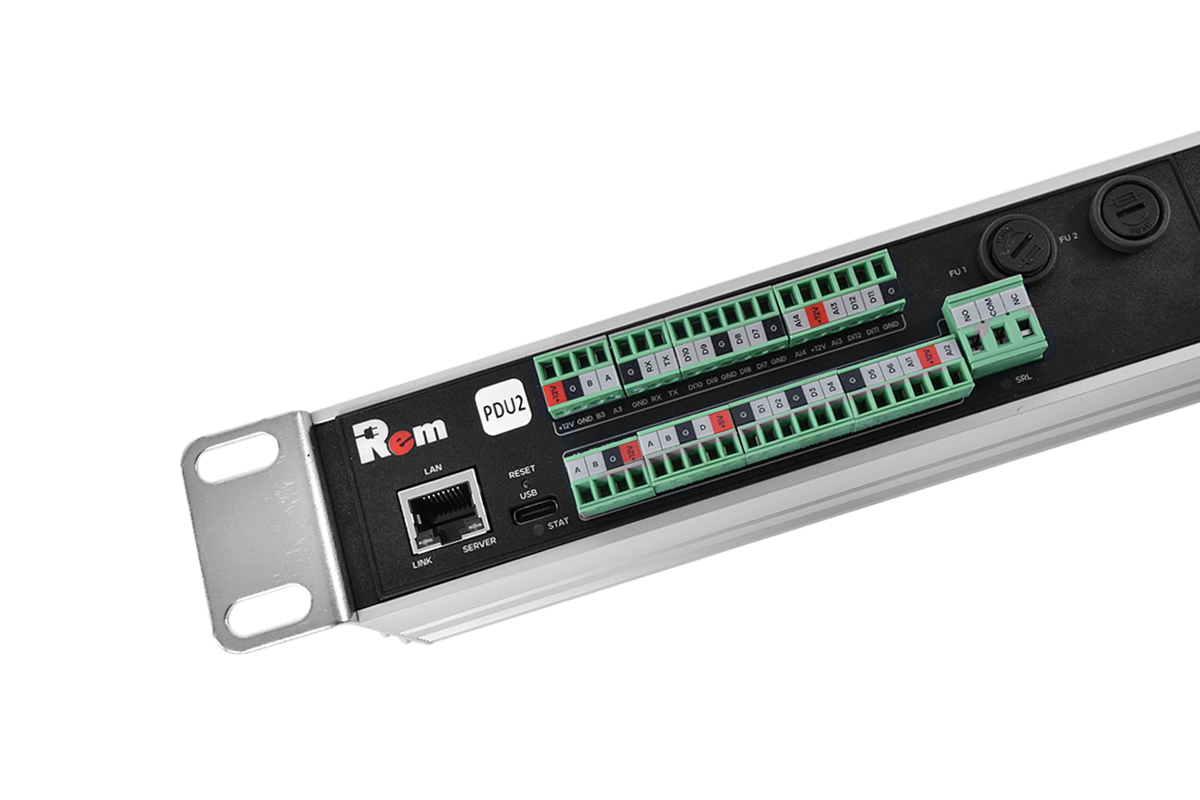

Блок розеток (PDU) Rem R-2MC3-32-2x2S-440-K, 1U, кол-во розеток:4 (4xЕвро), 32А, черный (R-2MC3-32-2x2S-440-K), R-2MC3-32-2x2S-440-K