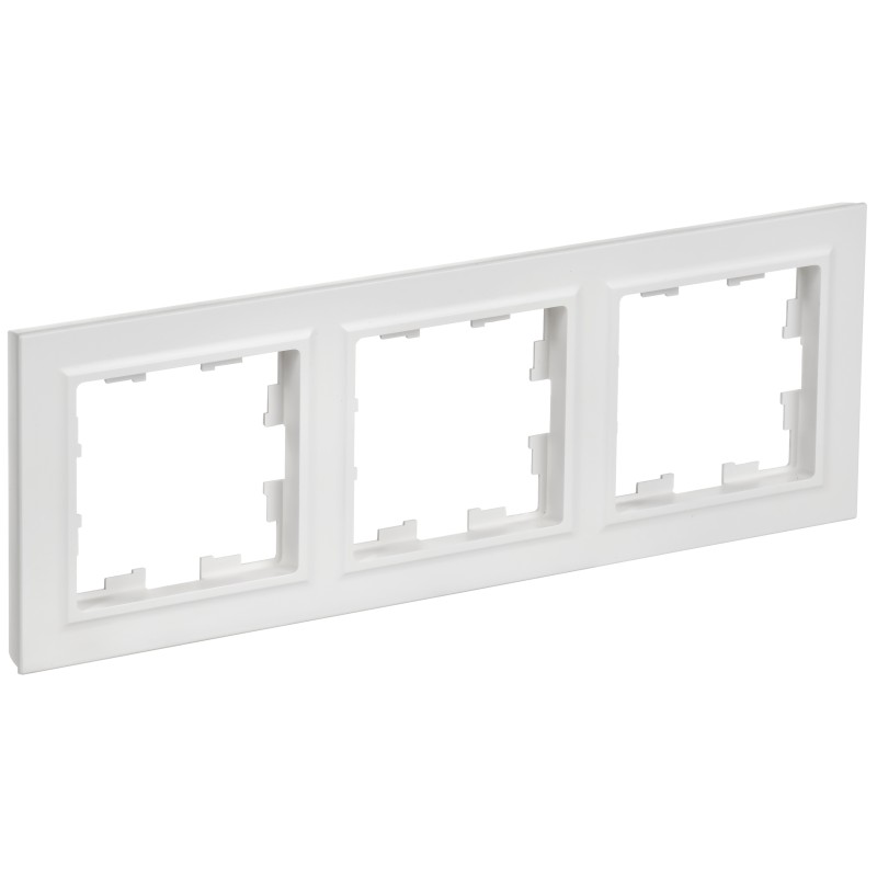 Рамка IEK BRITE РУ-3-БрАБ, 3-поста, арктический белый