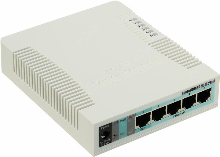 Wi-Fi роутер MikroTik RB951G, 802.11n, 2.4 ГГц, до 300 Мбит/с, LAN 5x1 Гбит/с, WAN 1x100 Мбит/с, внутренних антенн: 2x2.5 дБи, 1xUSB 2.0 (RB951G-2HnD) б/у