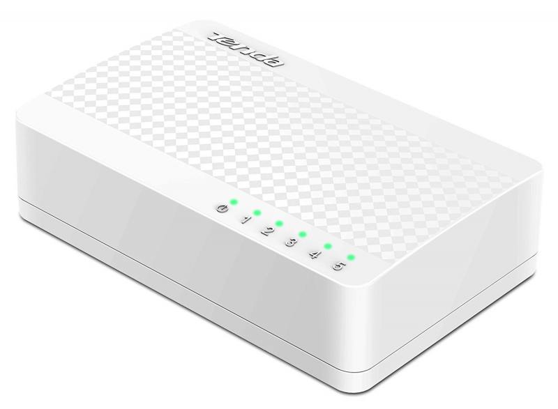 Коммутатор Tenda S105, кол-во портов: 5x100 Мбит/с (S105) б/у, незначительные следы эксплуатации, полный комплект