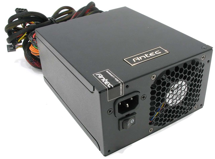 Блок питания 80. Блок питания Antec Signature 650 650w.