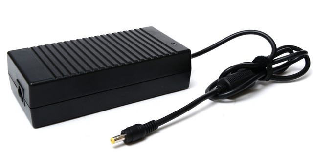 

Адаптер питания Pitatel для Asus 20V 7.9A (5.5x2.5) (AD-097), AD-097