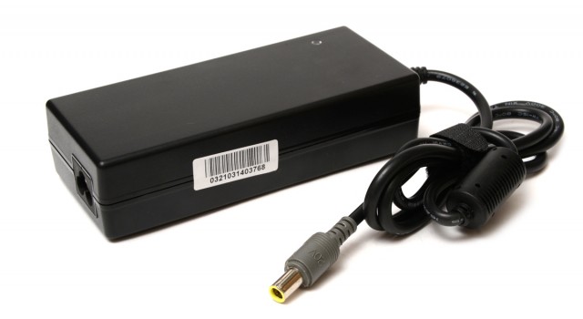 

Адаптер питания Pitatel для Lenovo 20V 6.75A (7.9x5.5, 1 pin) (AD-050), AD-050