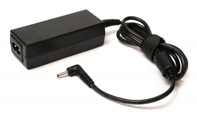 

Адаптер питания Pitatel для Sony 19V 2.1A (3.0x1.0) (AD-159), AD-159