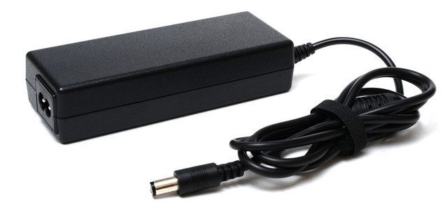 

Адаптер питания Pitatel для Toshiba 15V 3A (6.3x3.0) (AD-106), AD-106