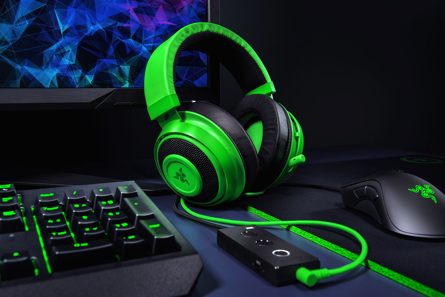 Схватка за контроль! Новые гарнитура и наушники от Razer!