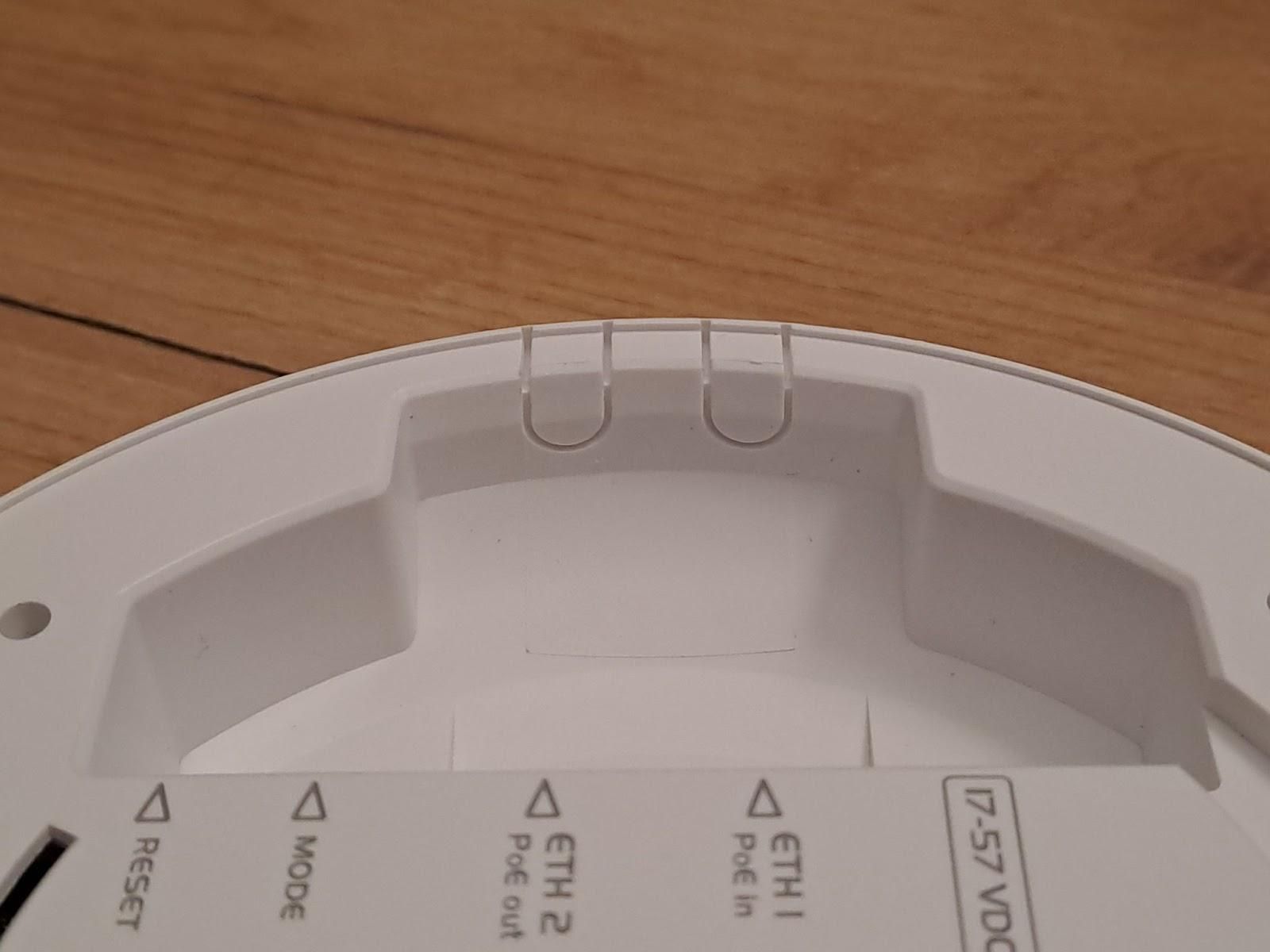 12-Mikrotik cAP ac.jpg