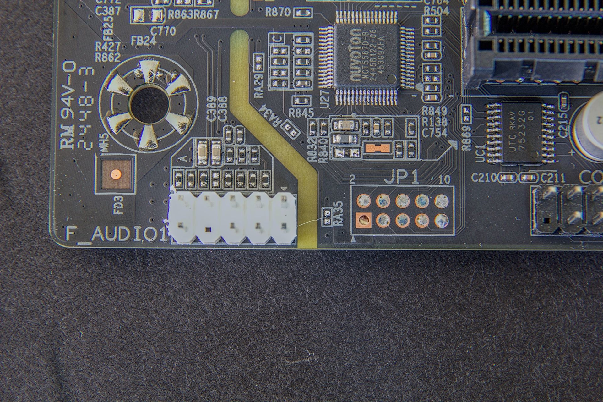 b550m-bottom-01.jpg