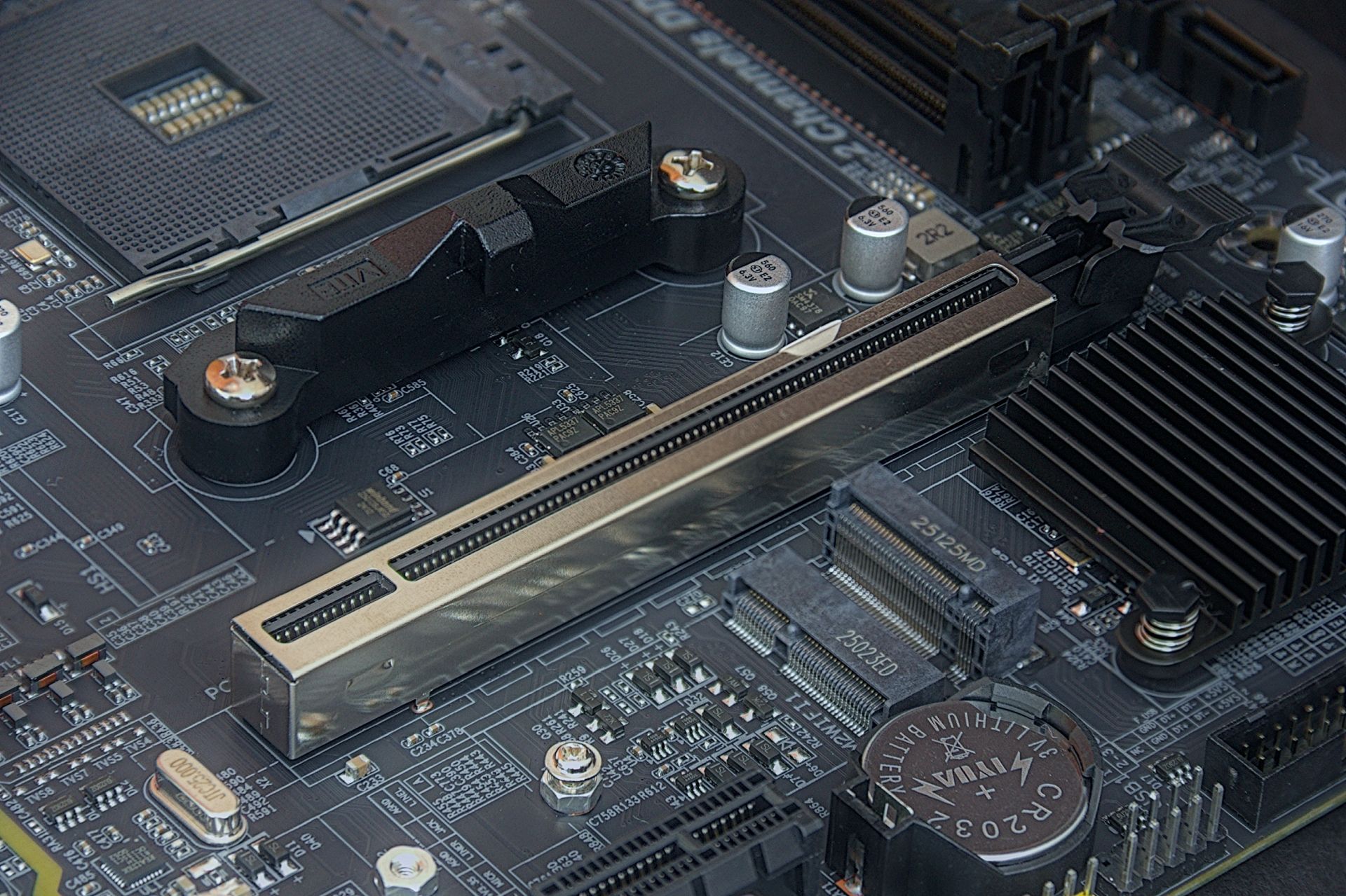 b550m-pcie-x16.jpg