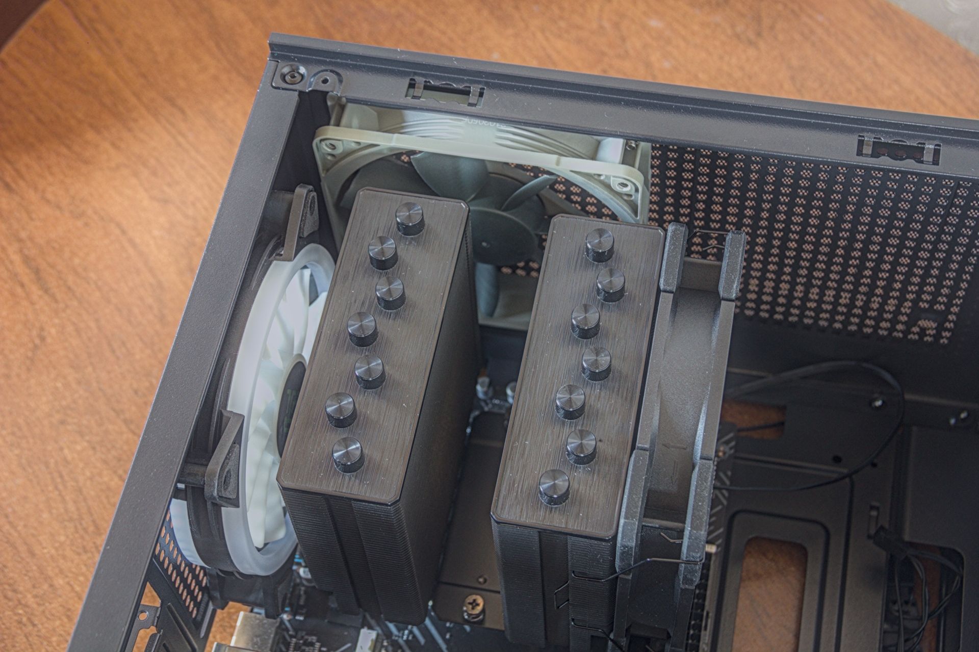 gfx06-cpu-cooler-clearance-01.jpg