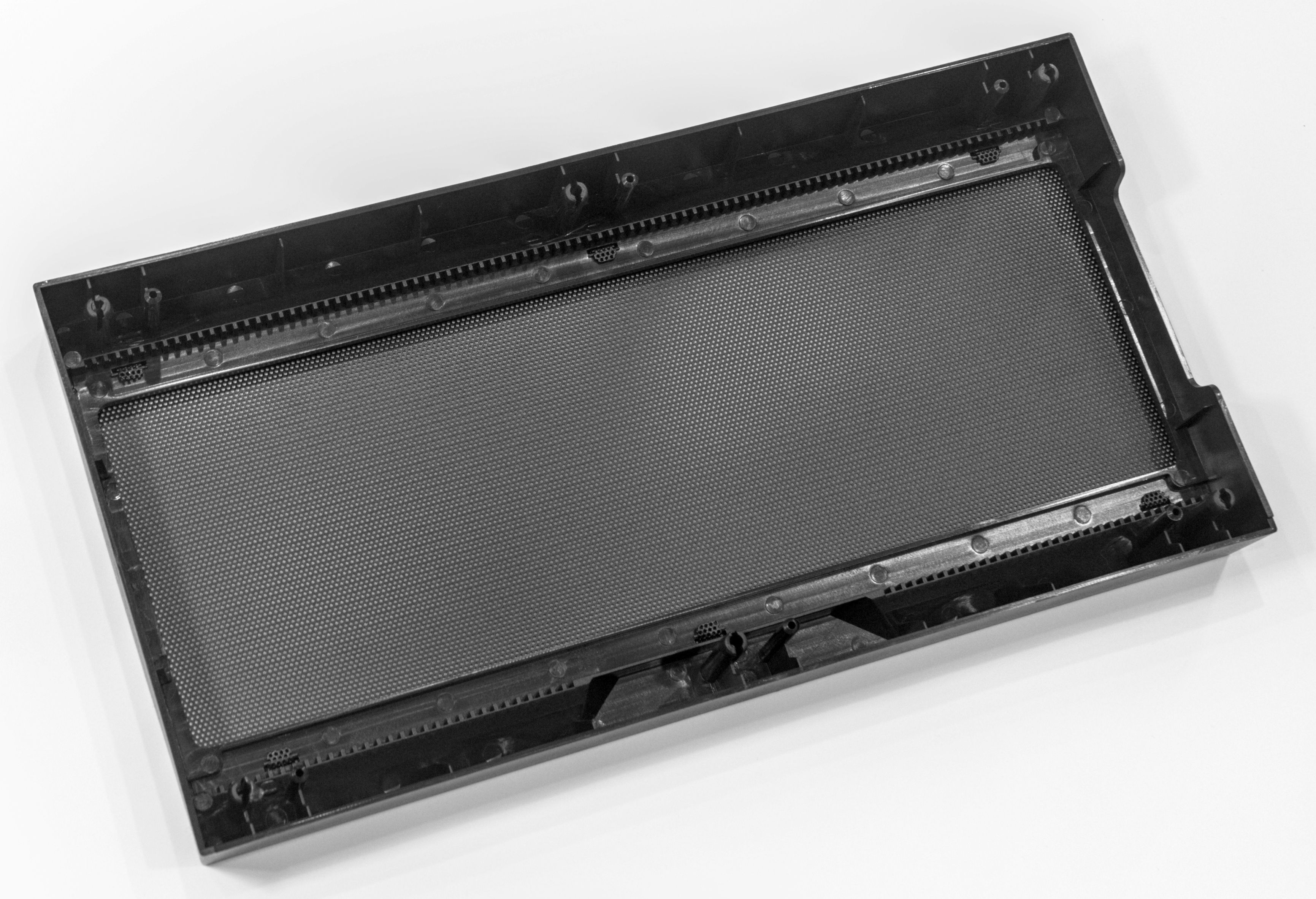 gfx06-front-mesh-inside.jpg