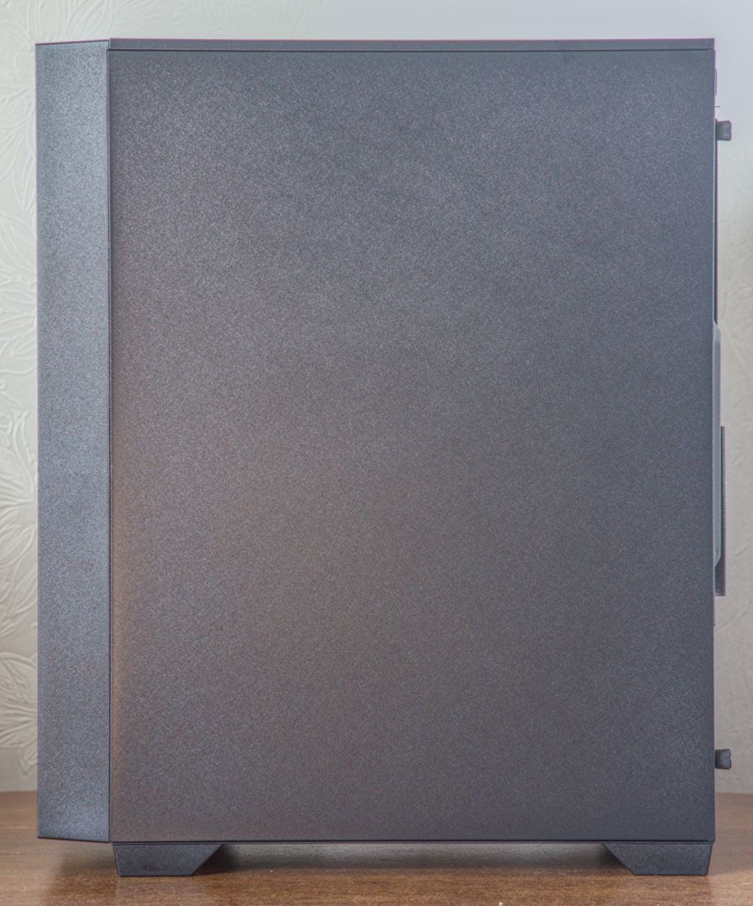 gfx06-right.jpg