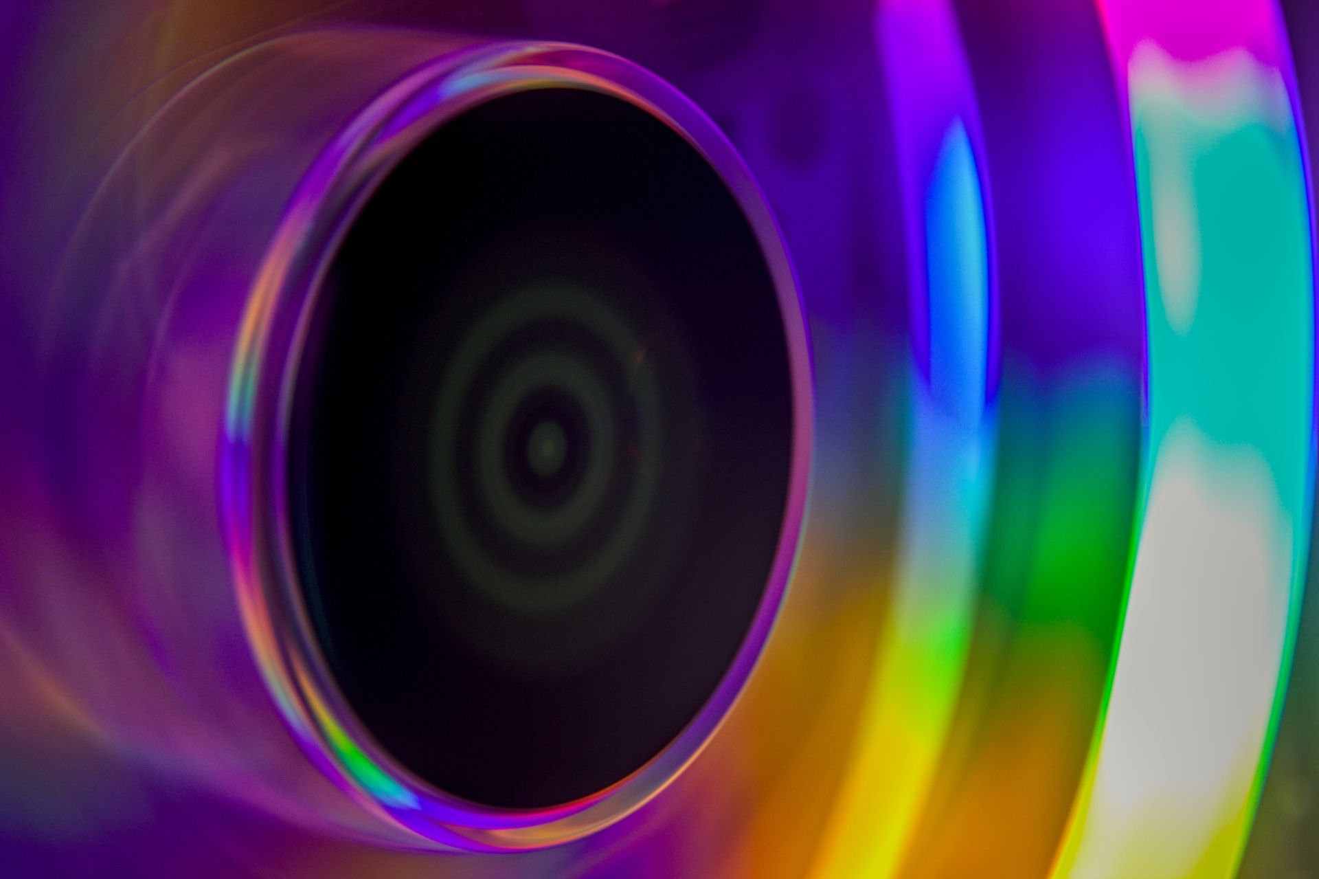 gfx-05-fan-rgb-macro.jpg
