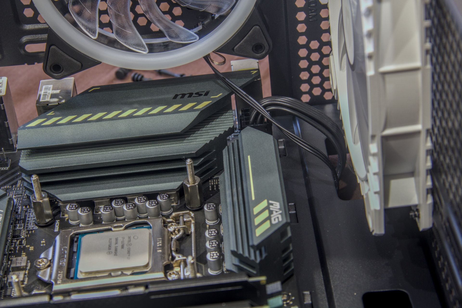gfx-05-fans-140mm-clearance.jpg