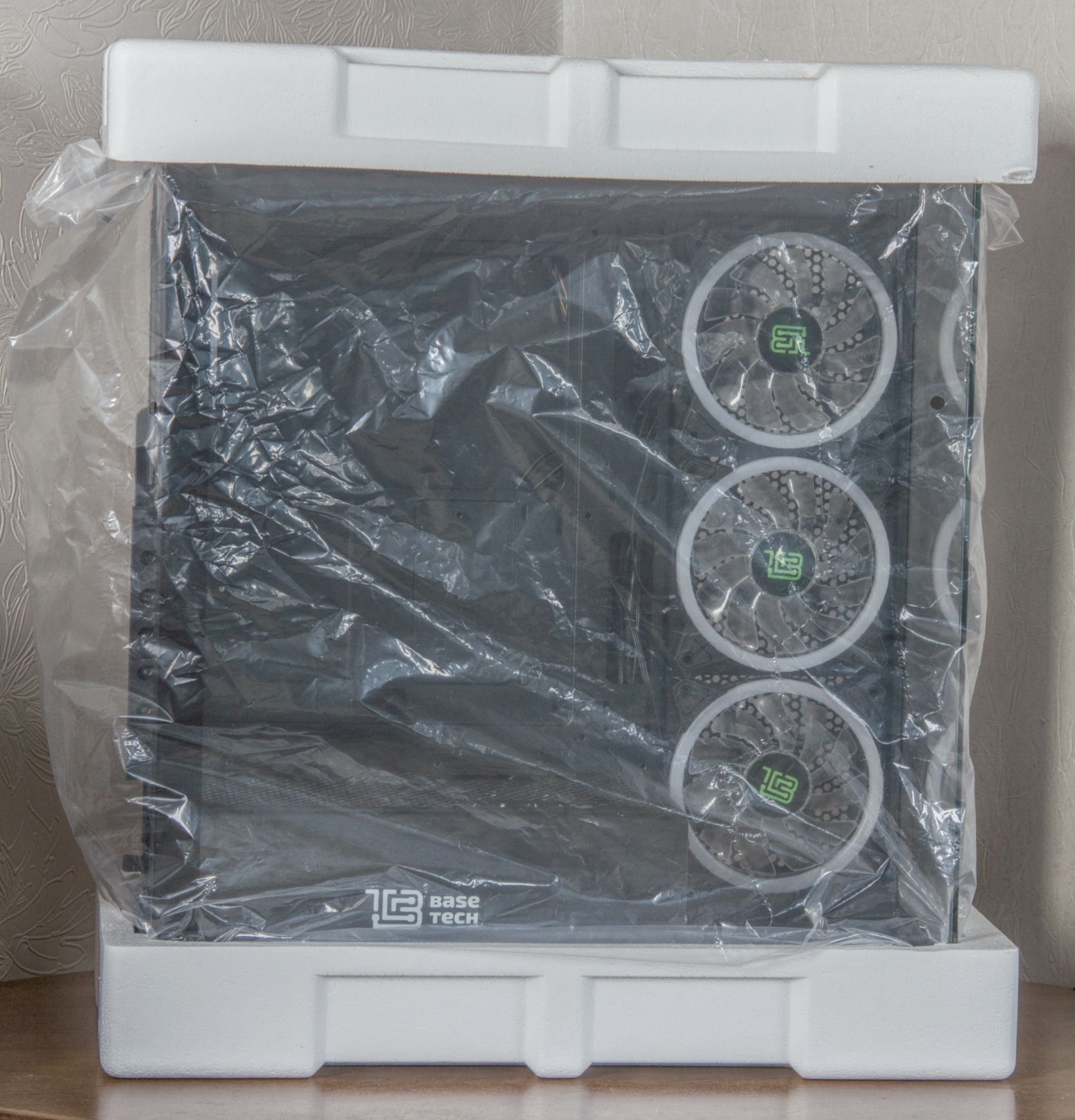 gfx-05-unboxing.jpg