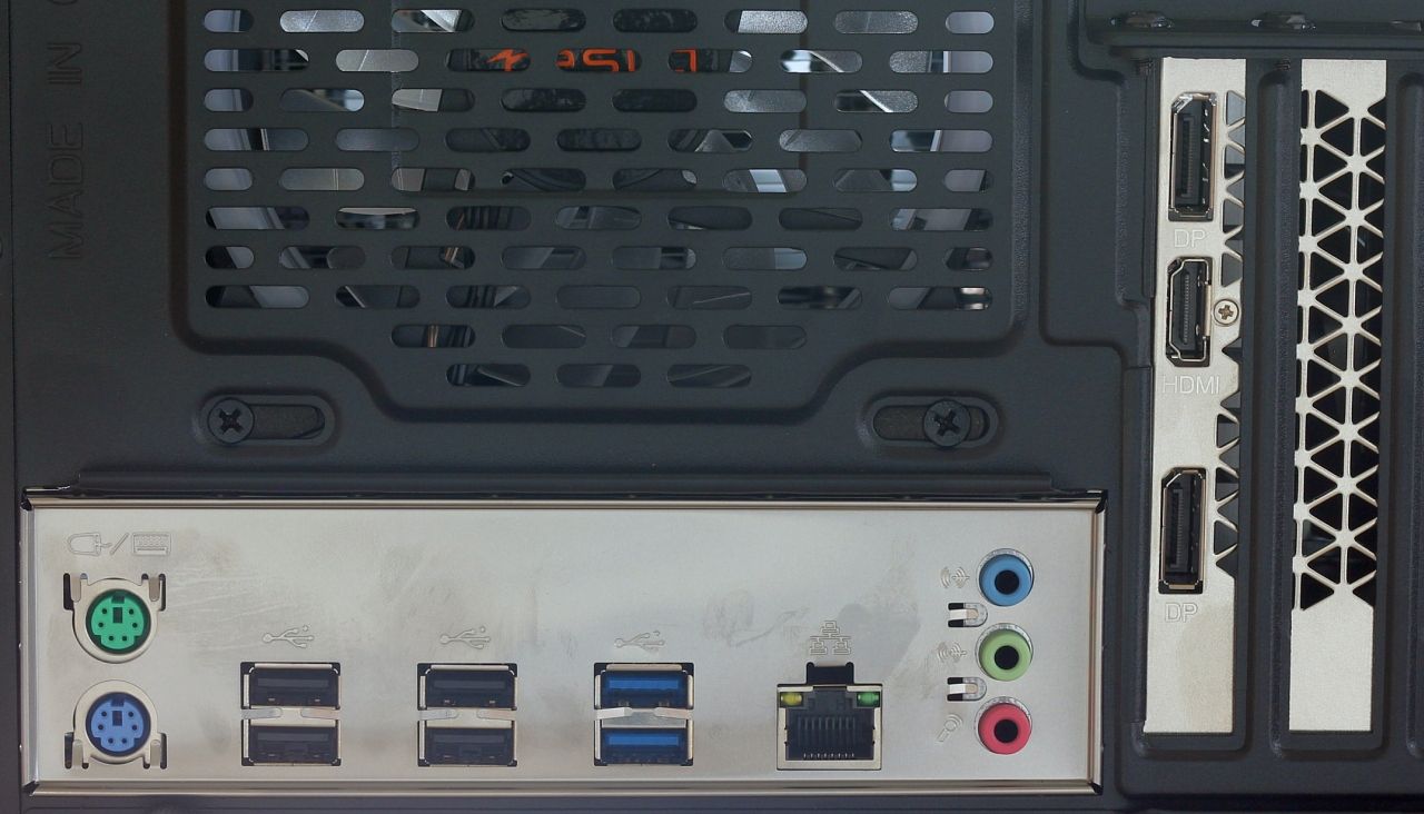 mastero-case-ports.jpg