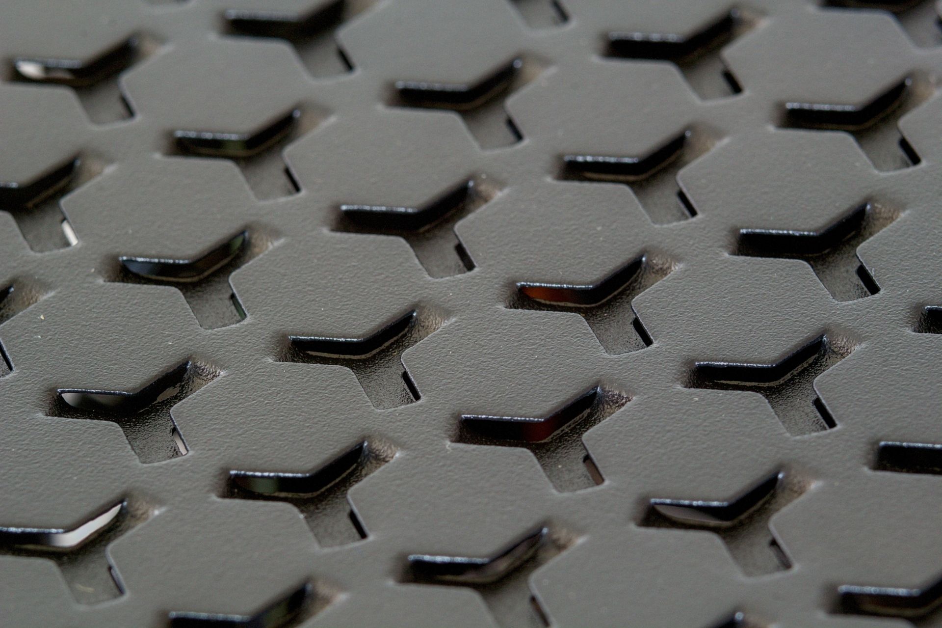 mastero-case-top-mesh.jpg