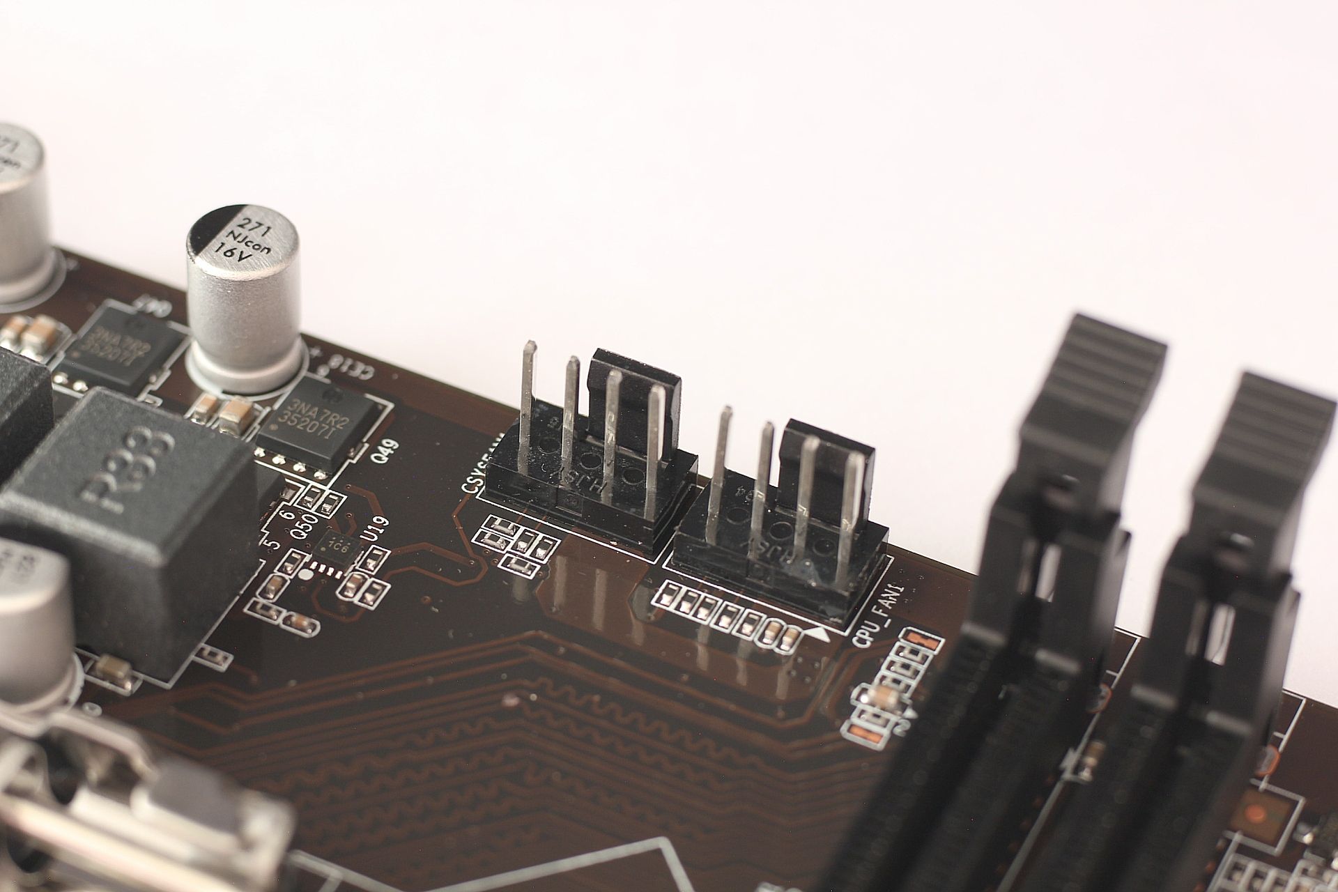 mb02-fan-connectors.jpg