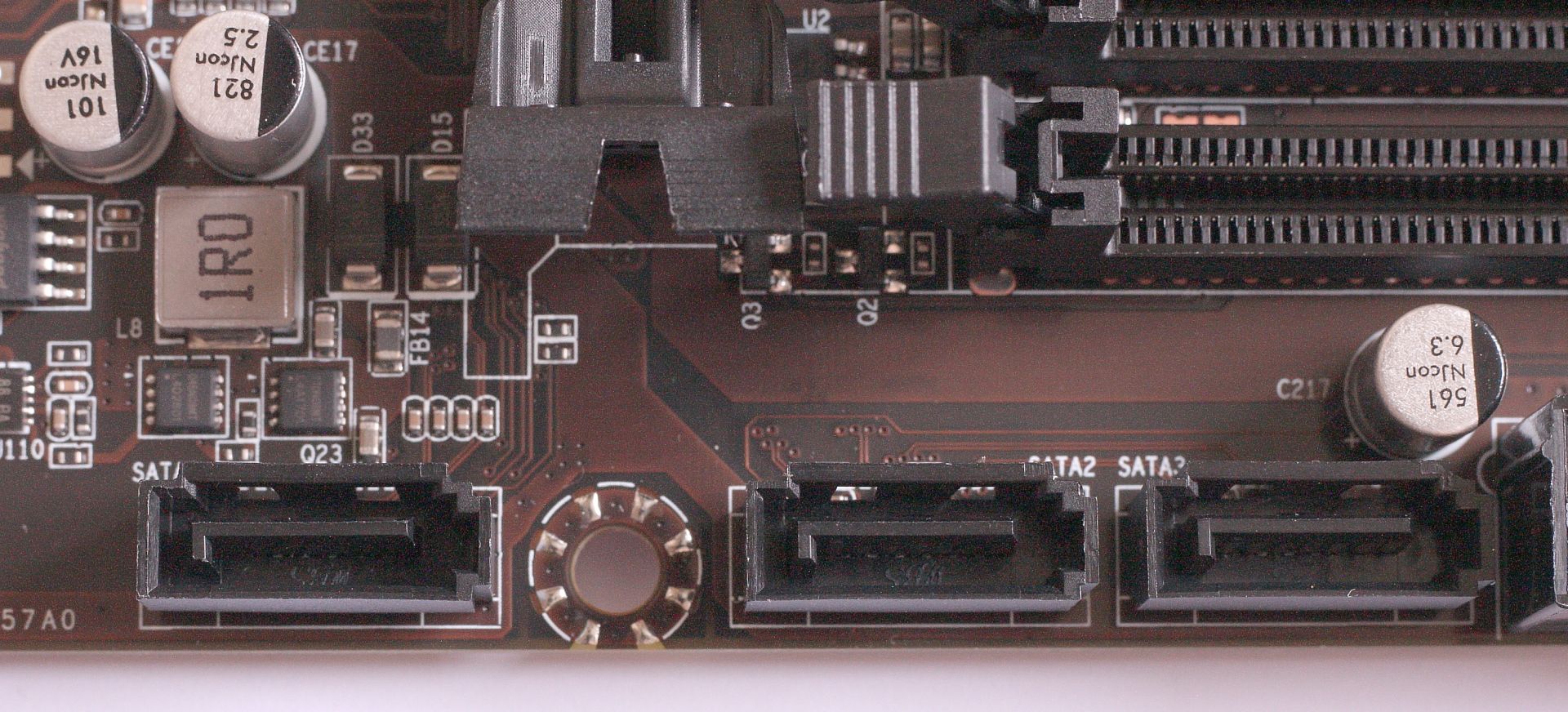 mb02-sata.jpg