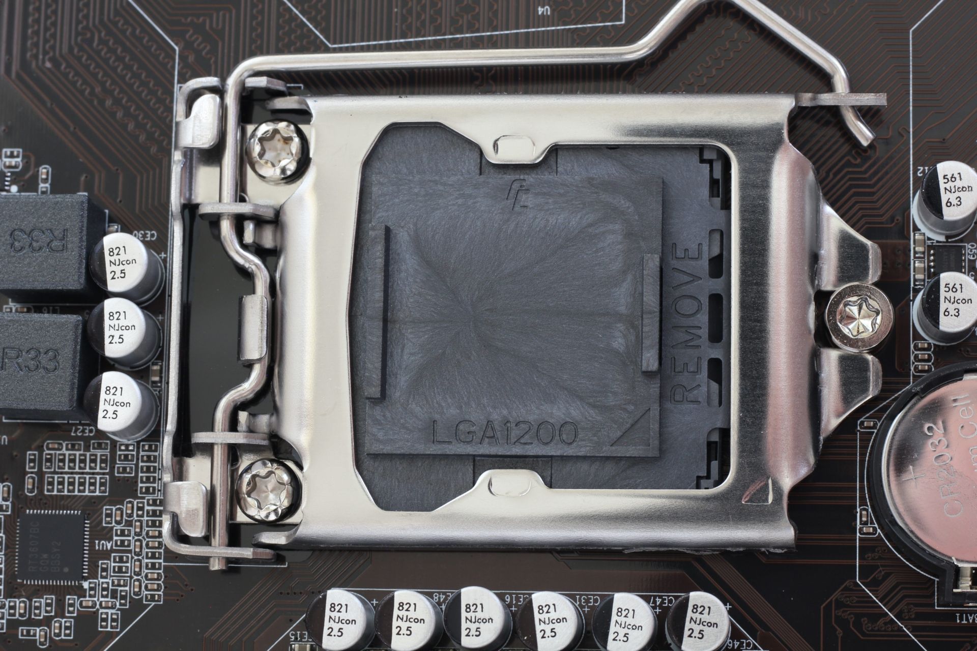 mb02-socket.jpg