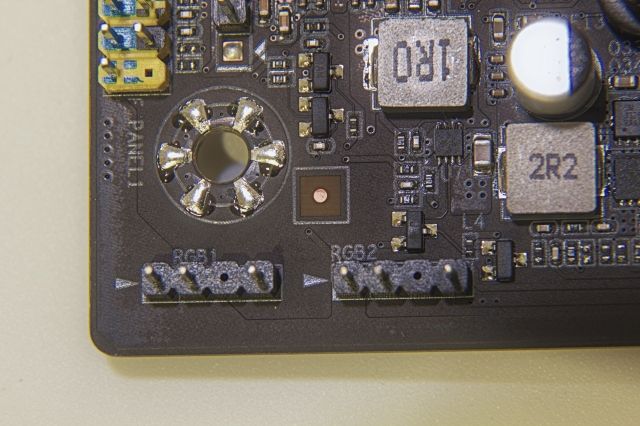 mb04-argb.jpg