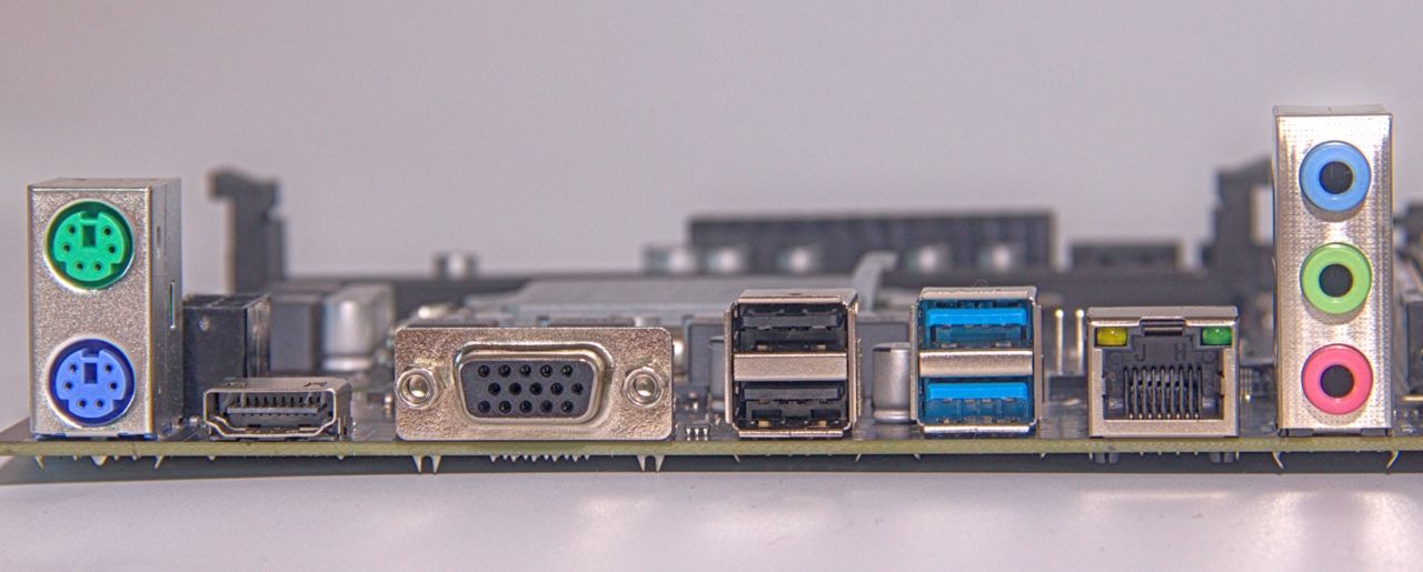 mb04-ports.jpg