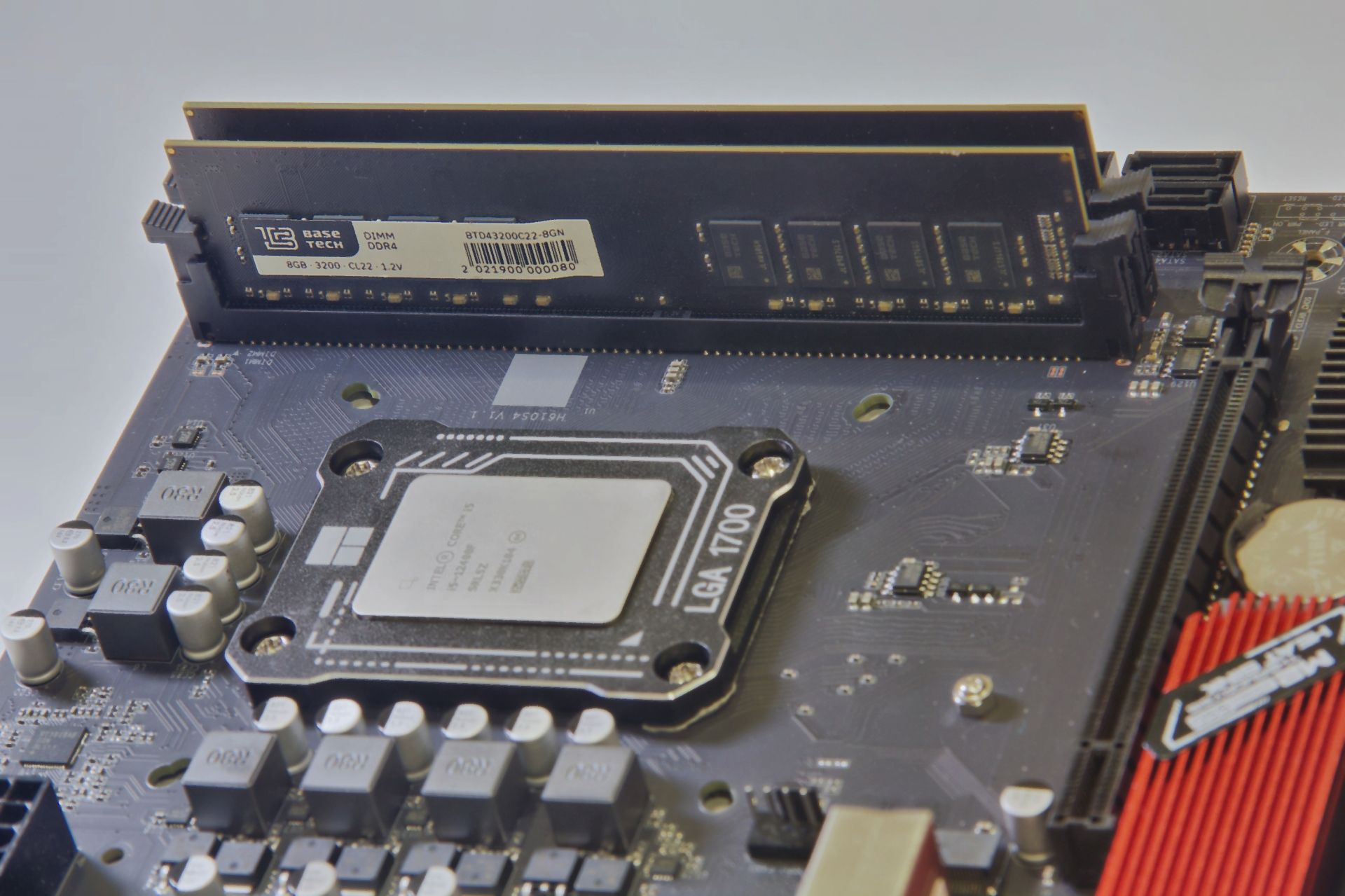 mb04-ram.jpg